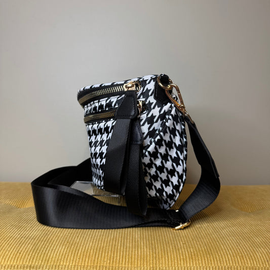 Roni - Nylon Crossbody - Houndstooth