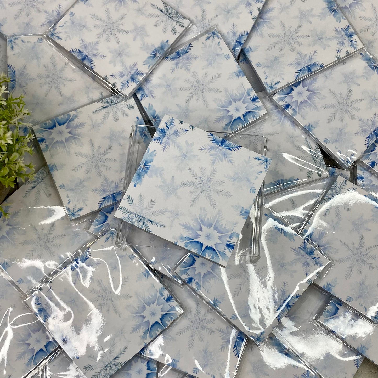The Sticky Note Collection - Snow White Blue Snowflakes