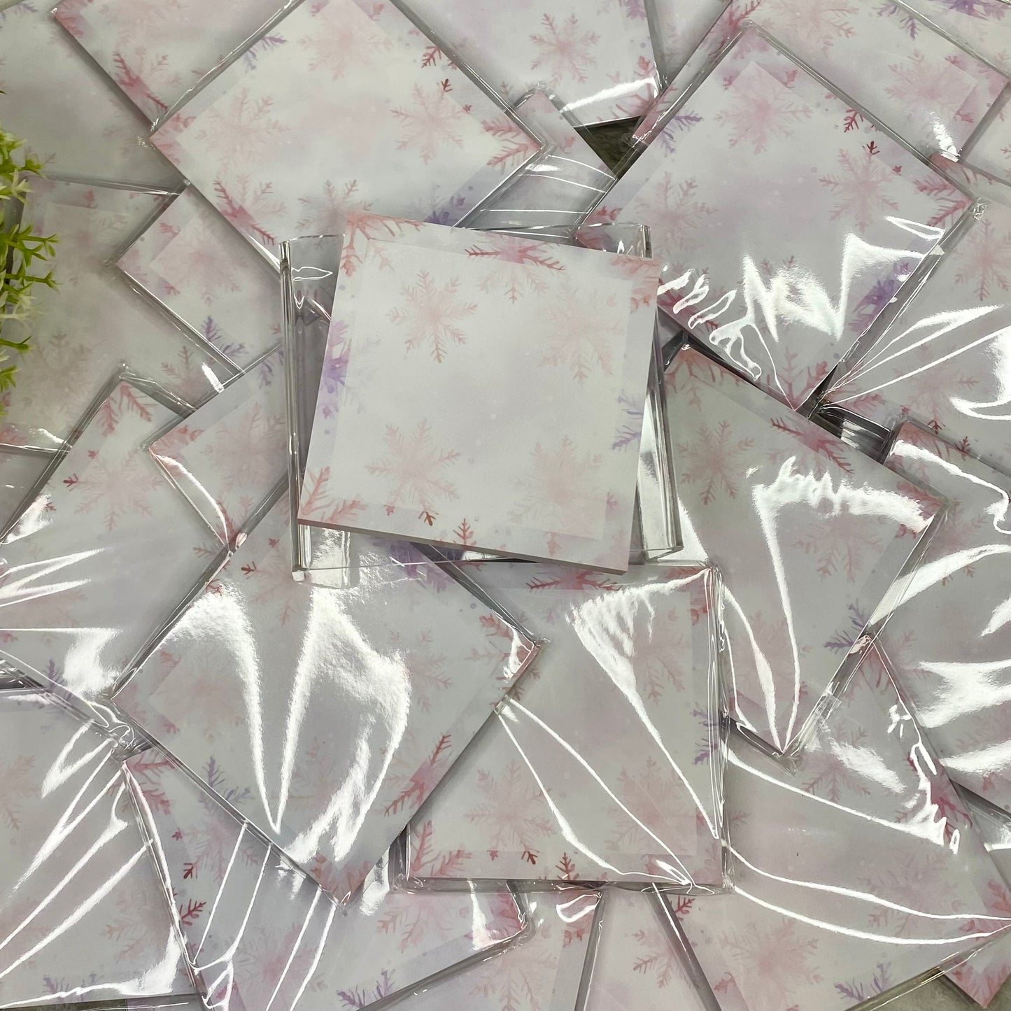 The Sticky Note Collection - Pink & Purple Snowflakes