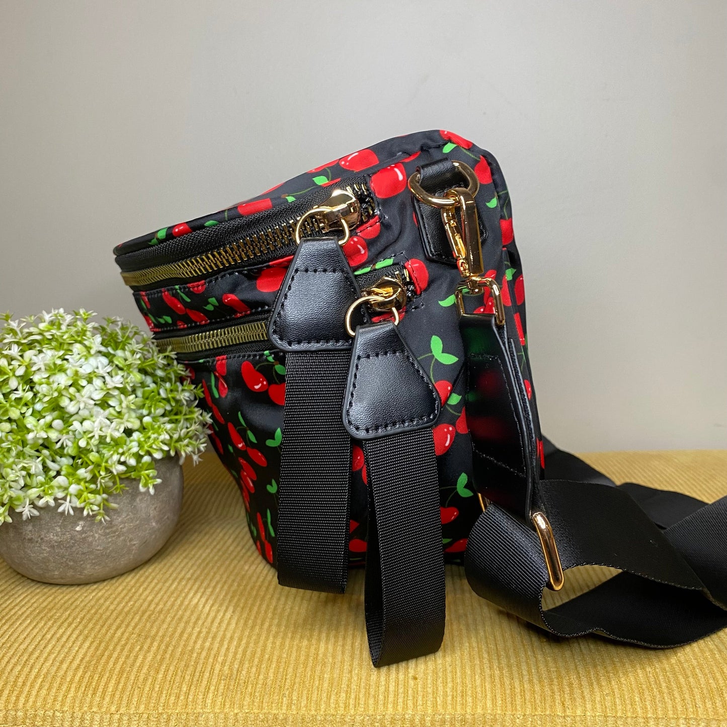 Roni - Nylon Crossbody - PREORDER