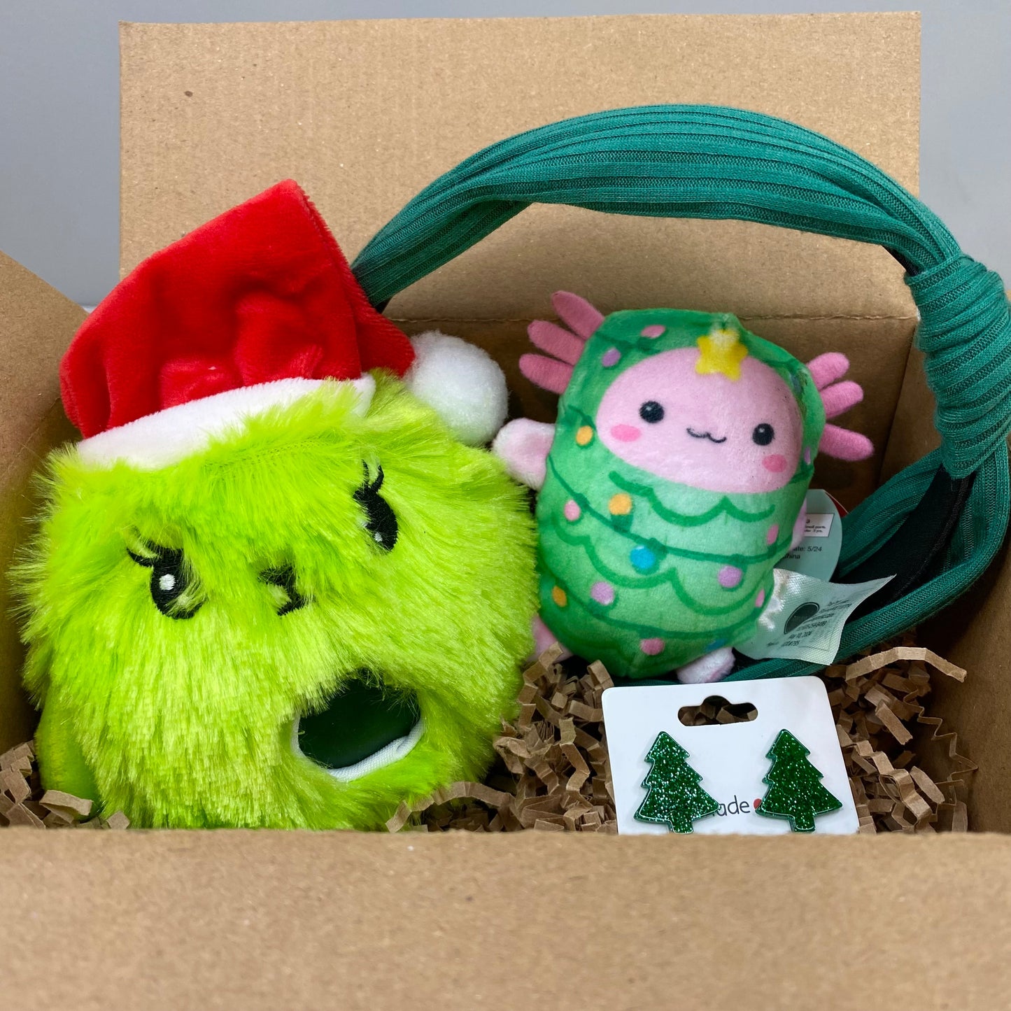 Christmas Gift Box with Crinkle Paper - Large MNC