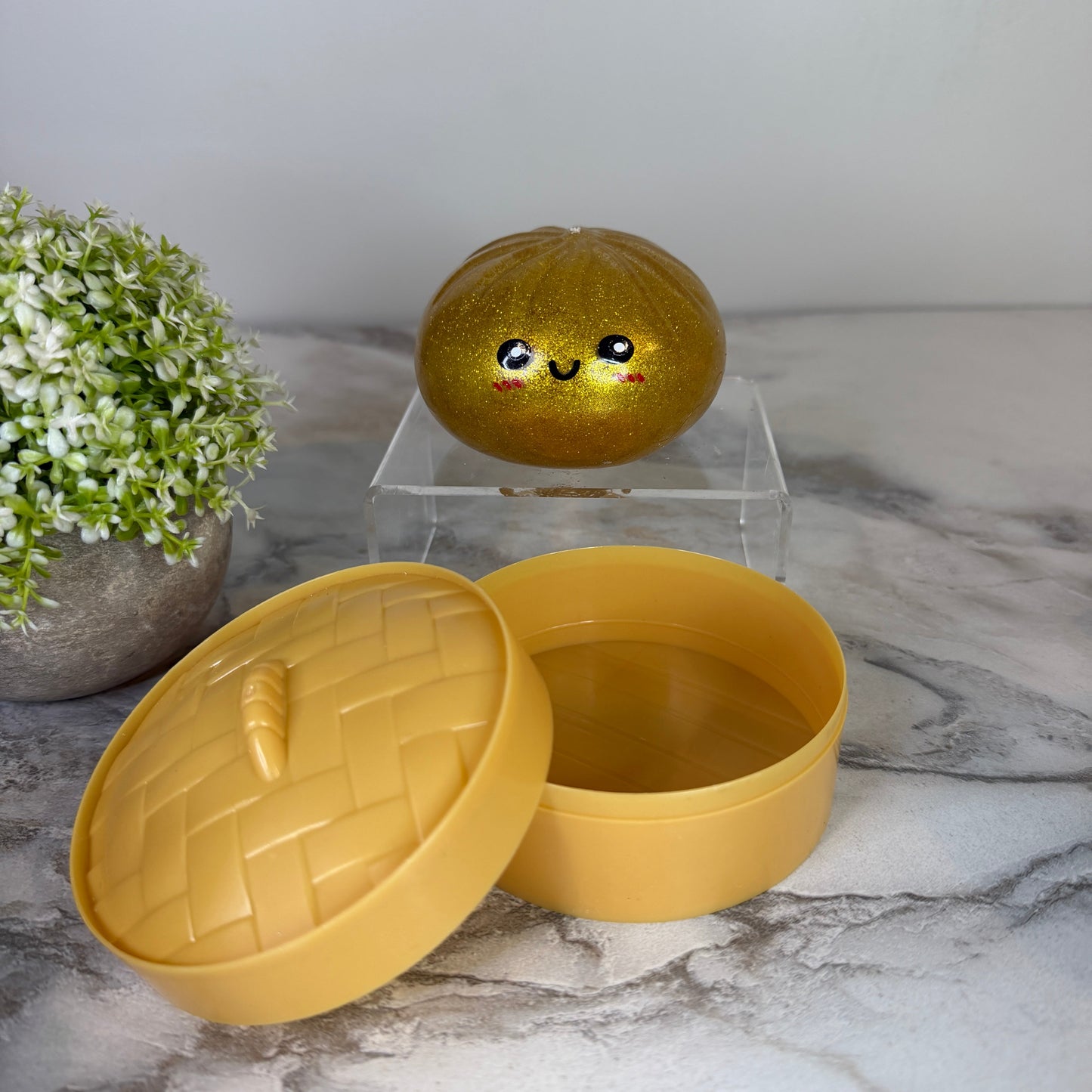 Squishy Toy - Viral Dumpling, Gold Glitter