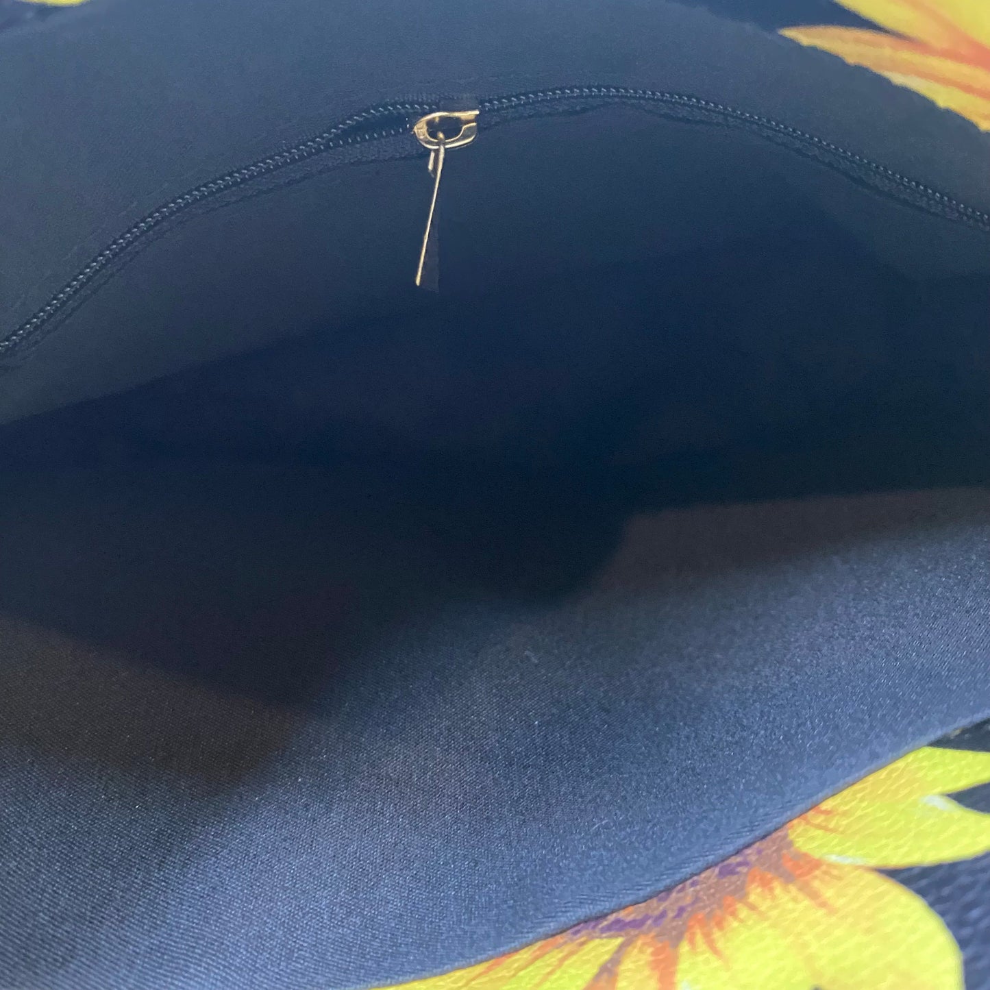 Audrey Crossbody Purse - Sunflowers on Black MN