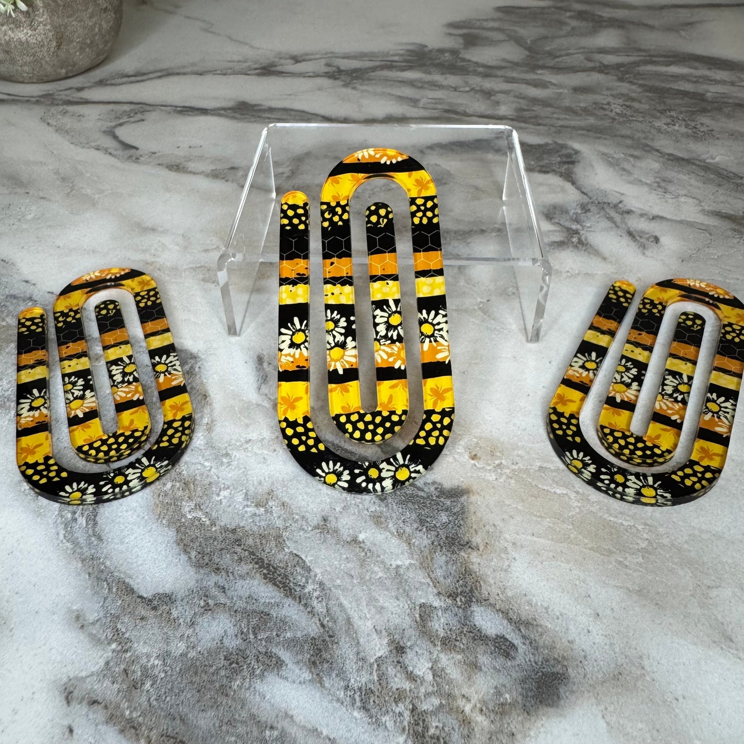 Jumbo Paperclip - Black & Yellow Daisy