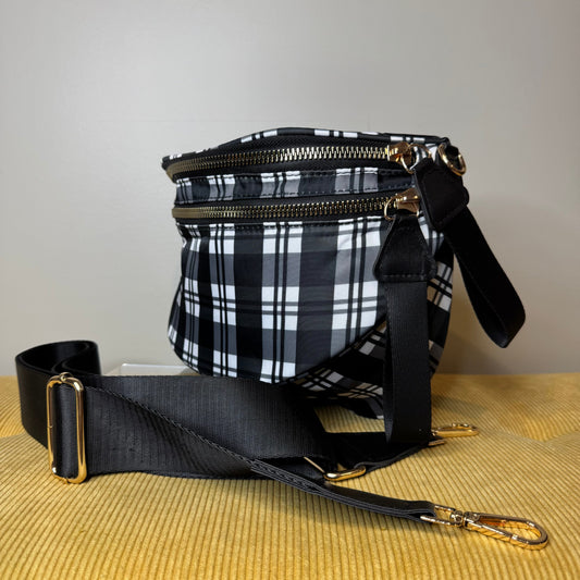 Roni - Nylon Crossbody - Black & White Plaid