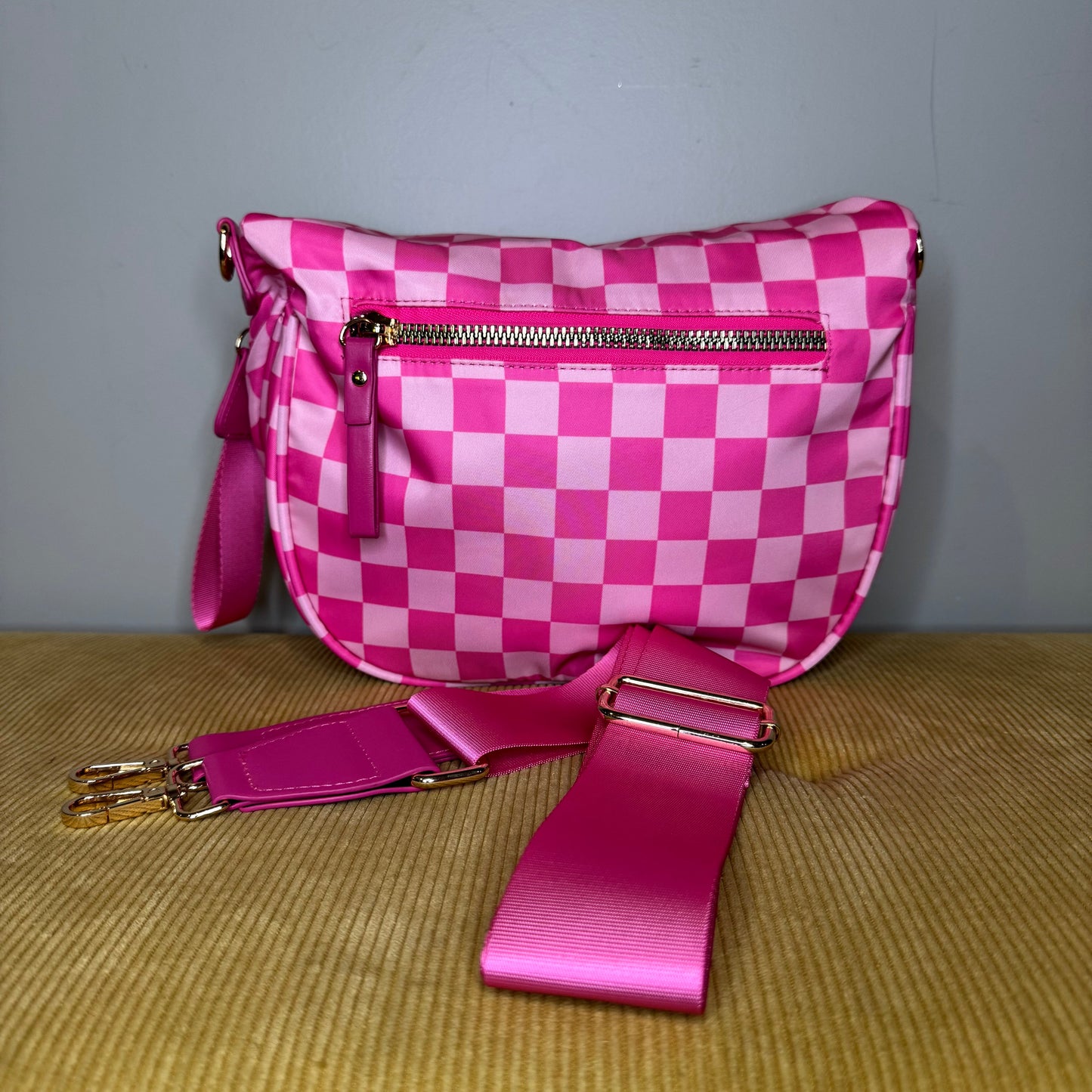 Roni - Nylon Crossbody - Hot Pink