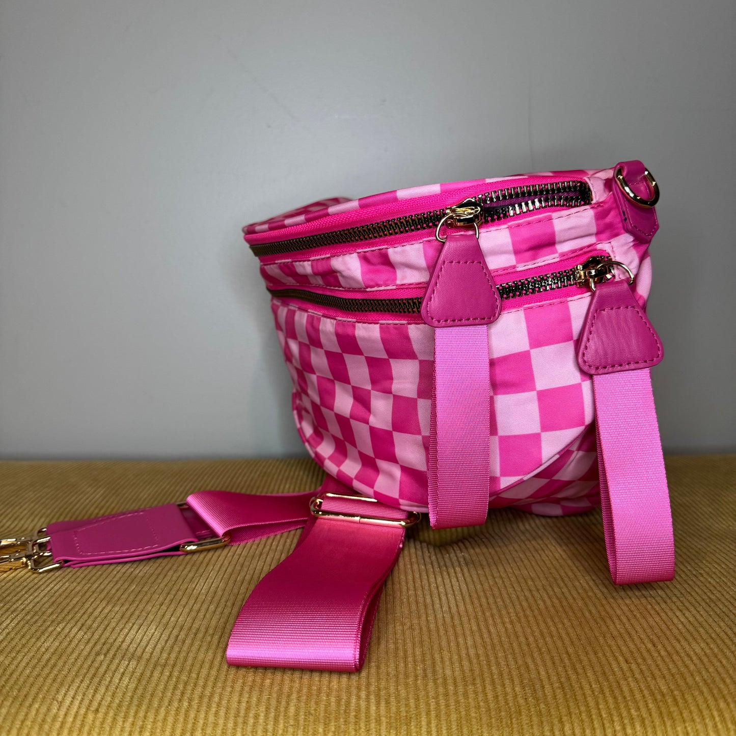 Roni - Nylon Crossbody - Hot Pink