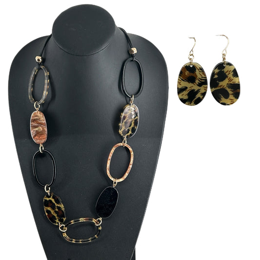 40" Resin Necklace & Matching Pierced Earrings