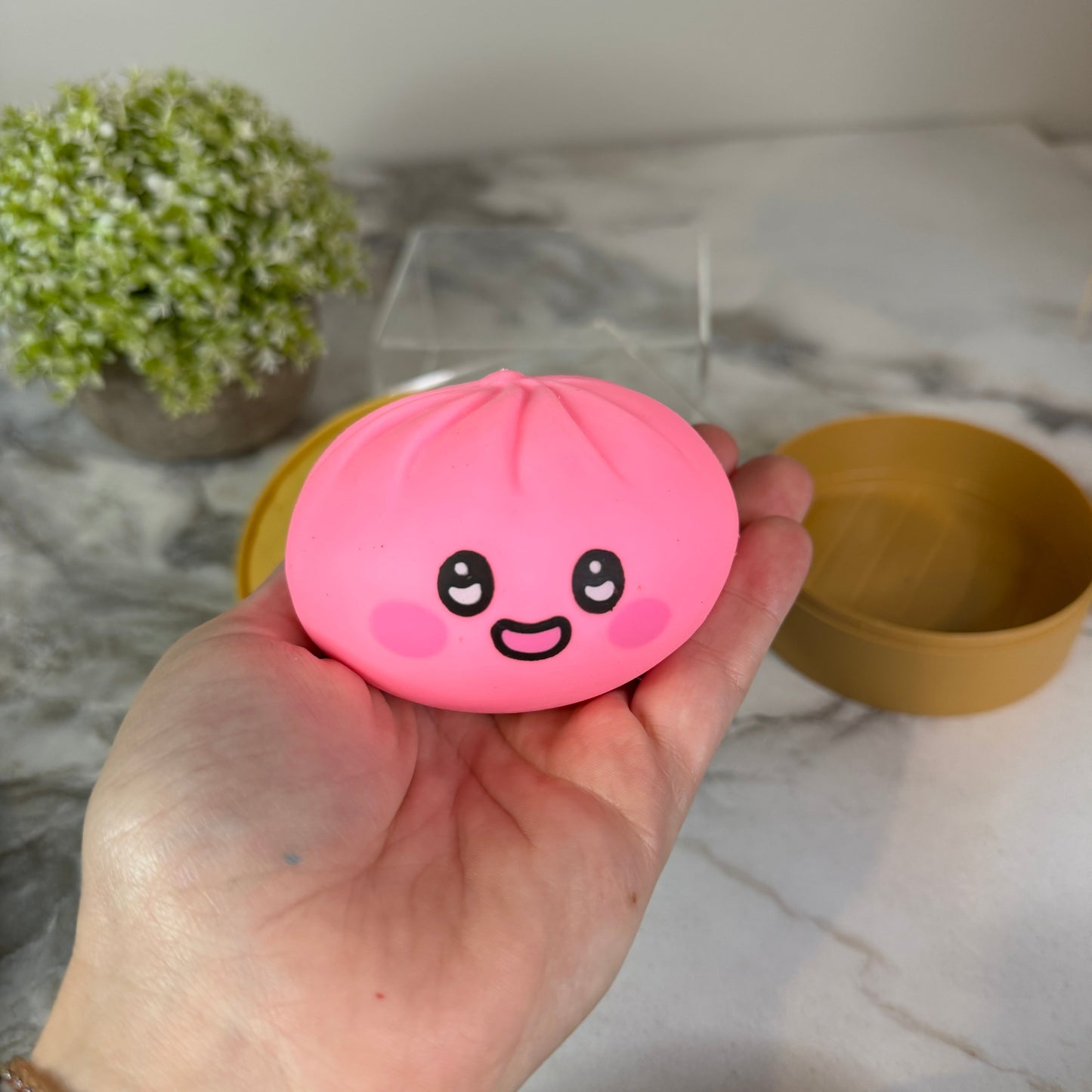 Squishy Toy - Viral Dumpling, Pink Face