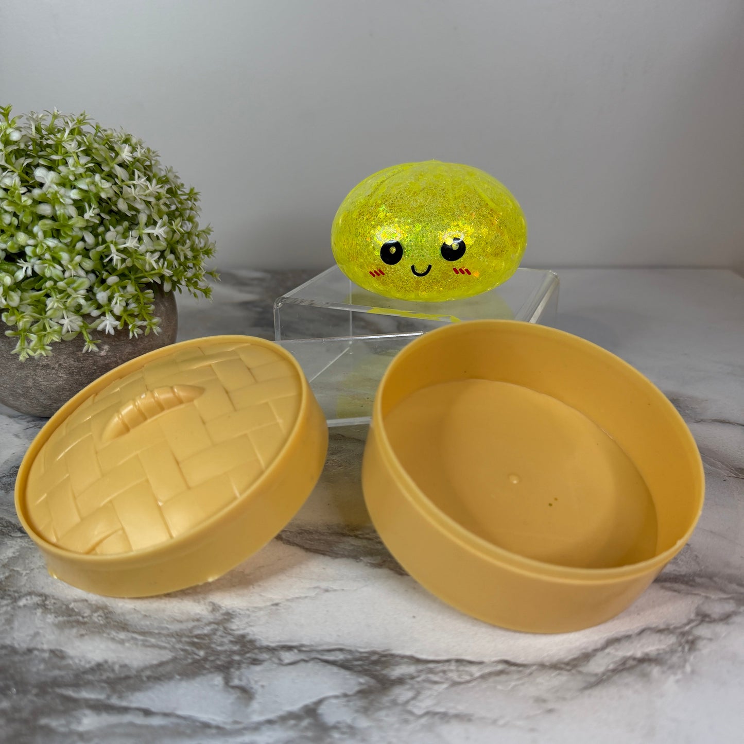 Squishy Toy - Viral Dumpling, Yellow Glitter + Water Beads