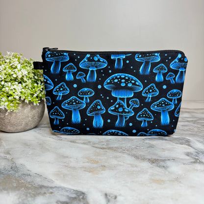 Pouch - Mushrooms Black & Blue