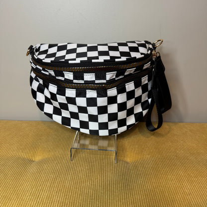 Roni - Checkered - Nylon Crossbody - Black & White