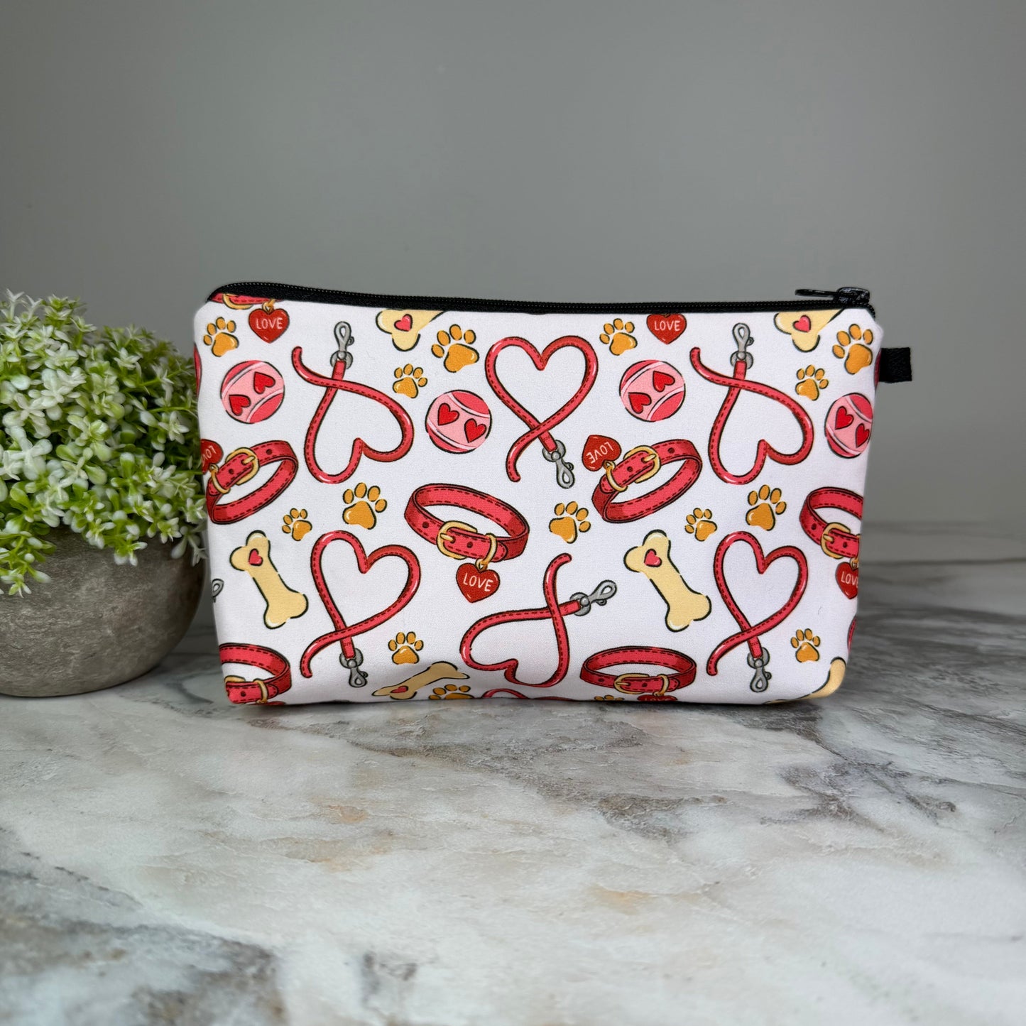 Pouch - Dog Leash Heart Paw MN