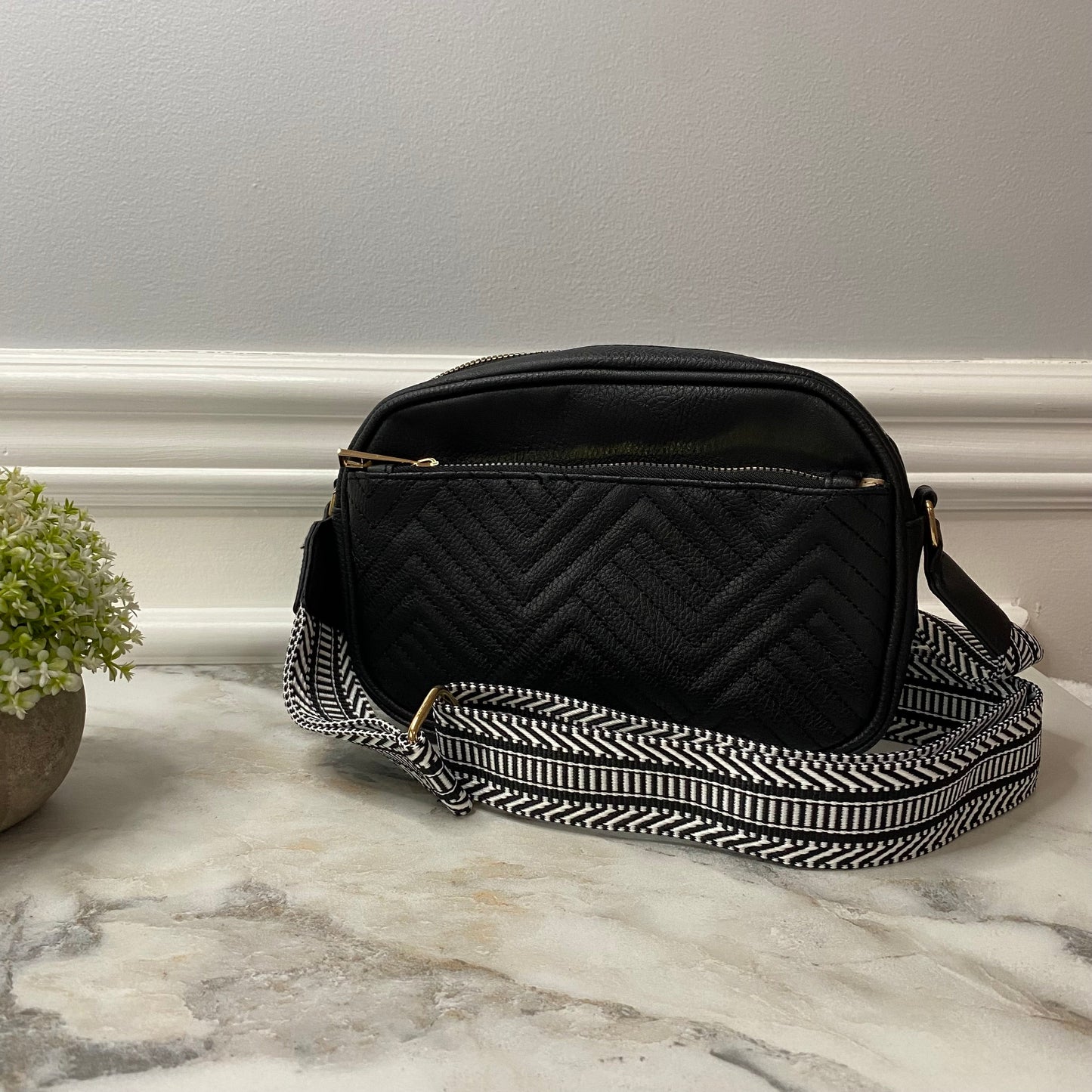 Cass Crossbody Bag