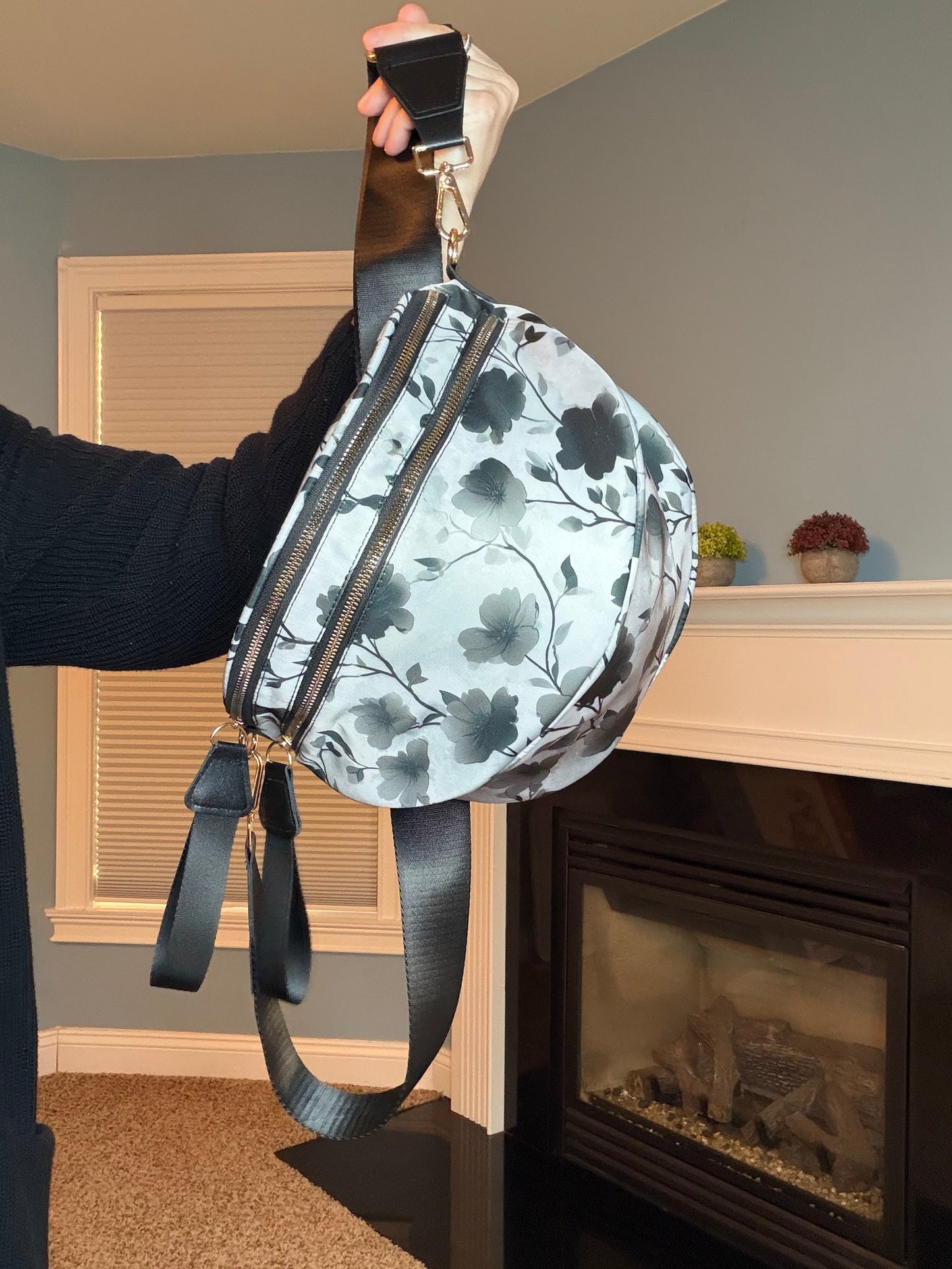 The Roni Nylon Crossbody - Floral Grey Black Shadow