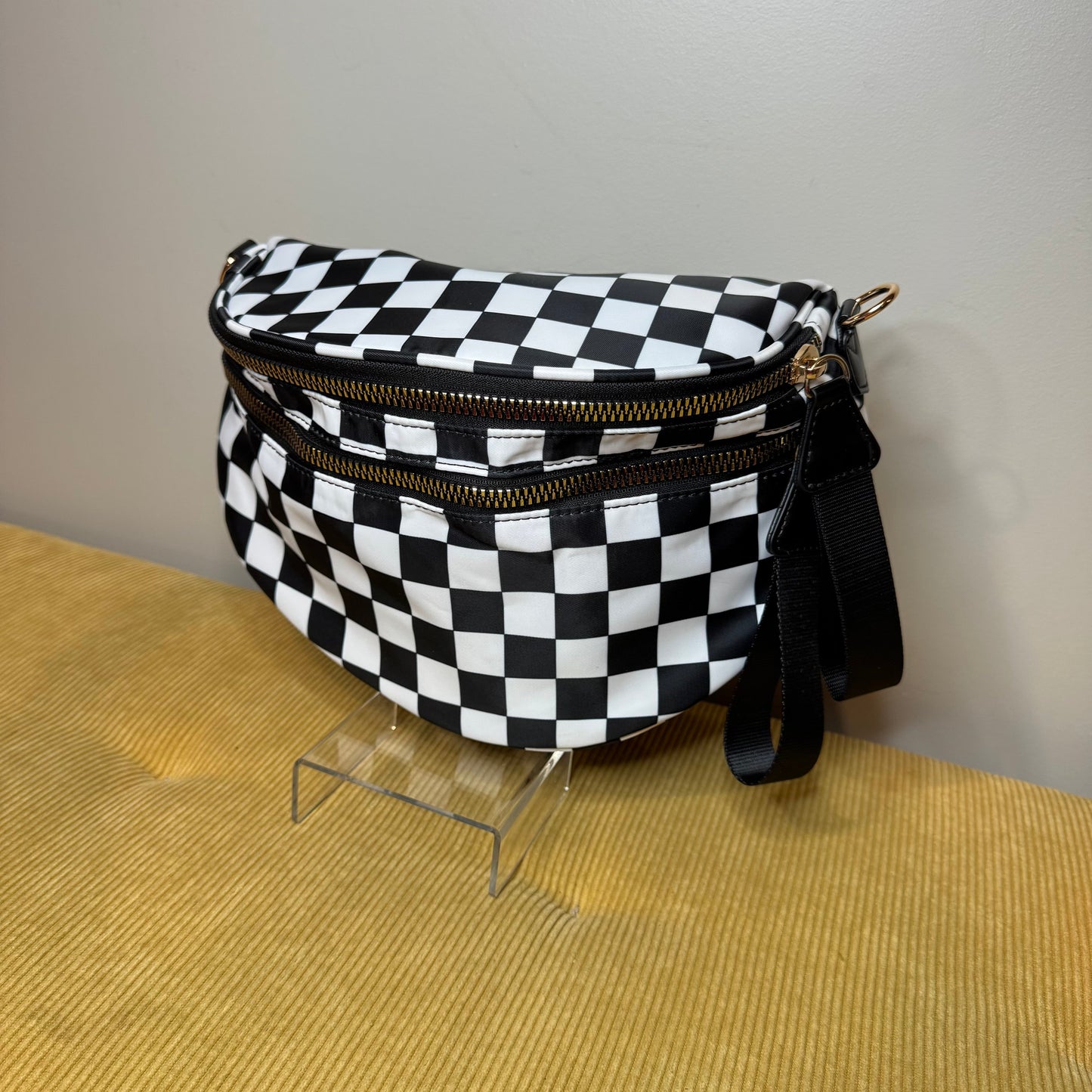 Roni - Checkered - Nylon Crossbody - Black & White