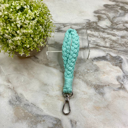 Keychain - Macrame Bracelet - Braided Mint MNC