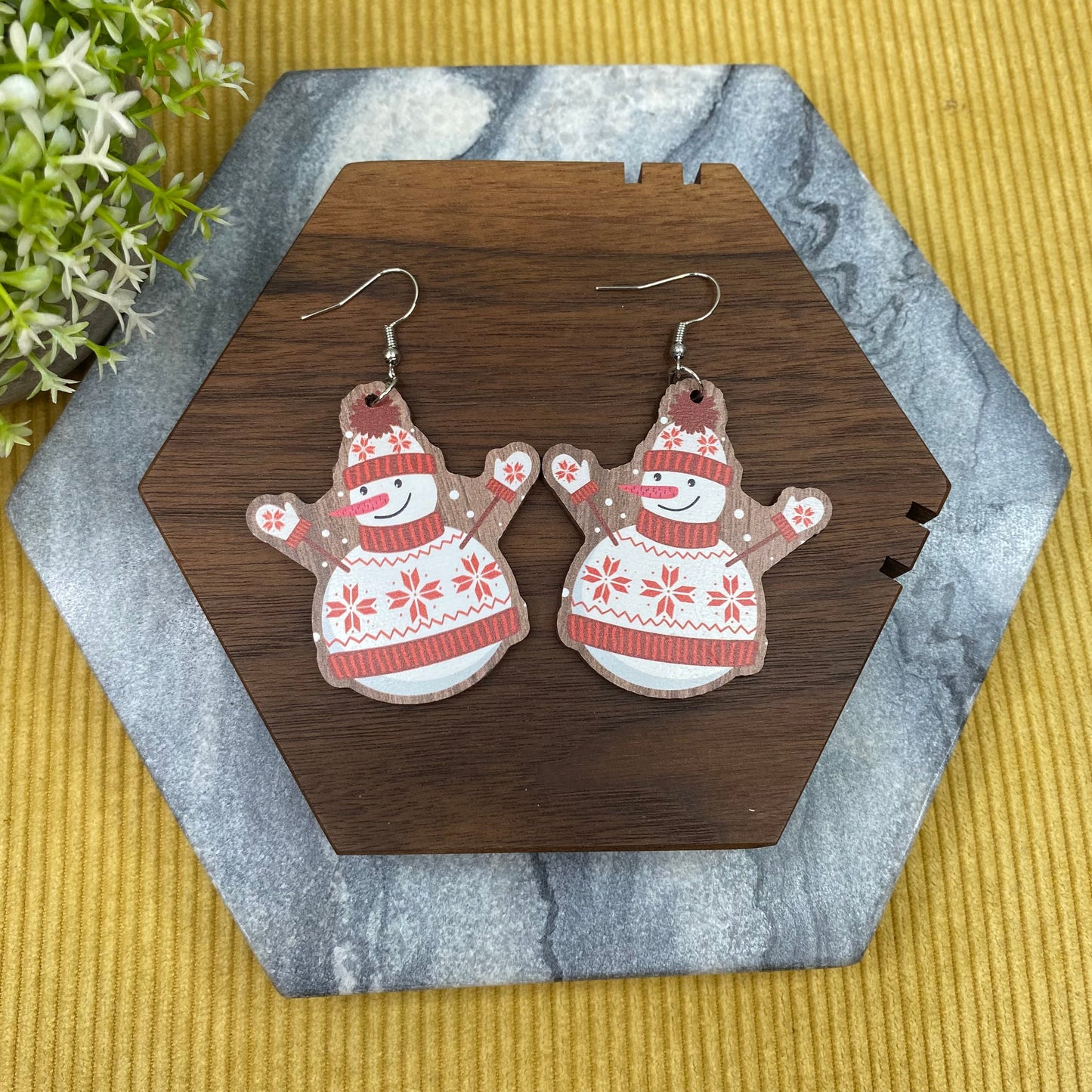 Wooden Dangle Earrings - Christmas - Snowman Sweater