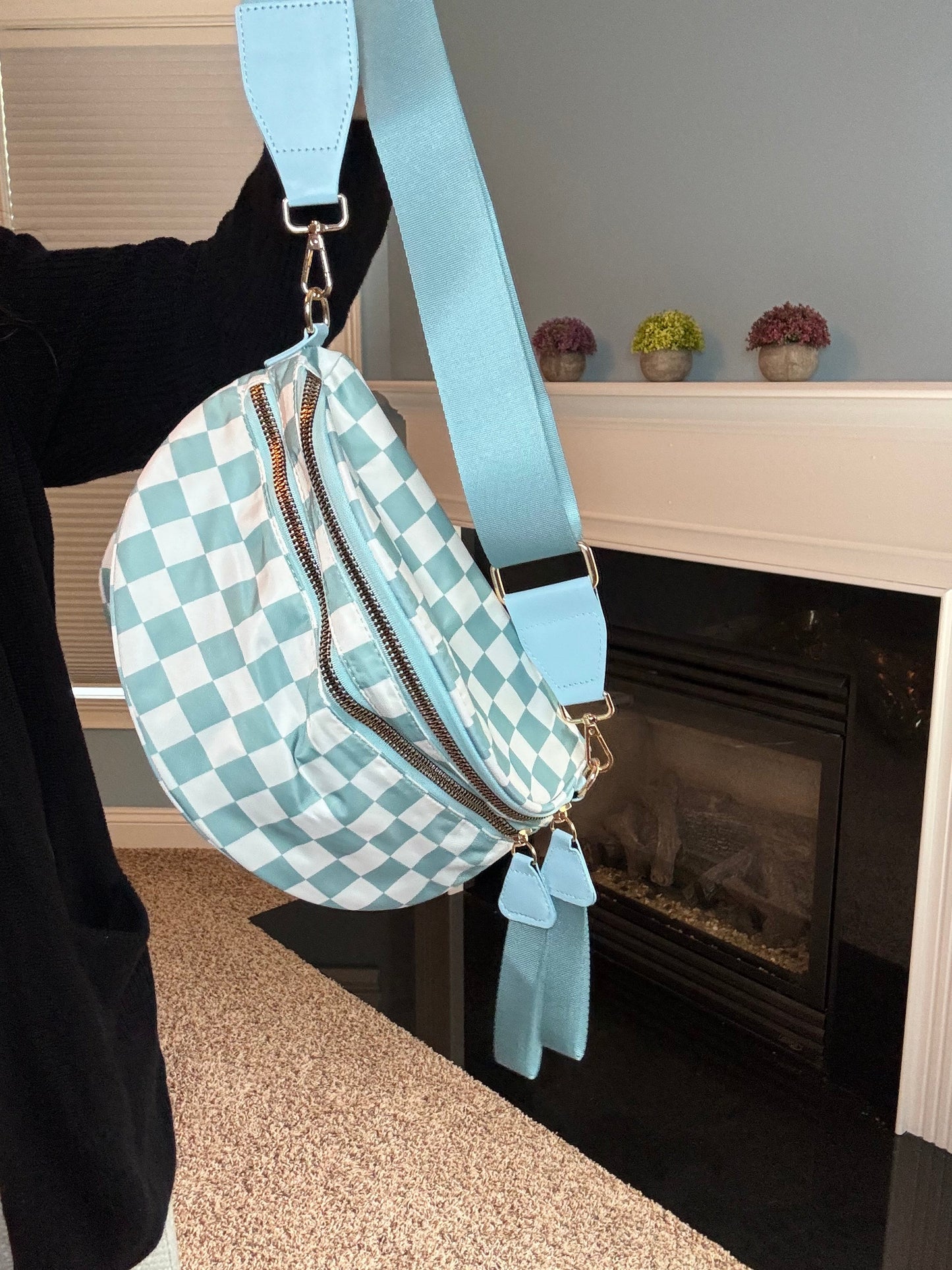 Roni - Checkered - Nylon Crossbody - Aqua
