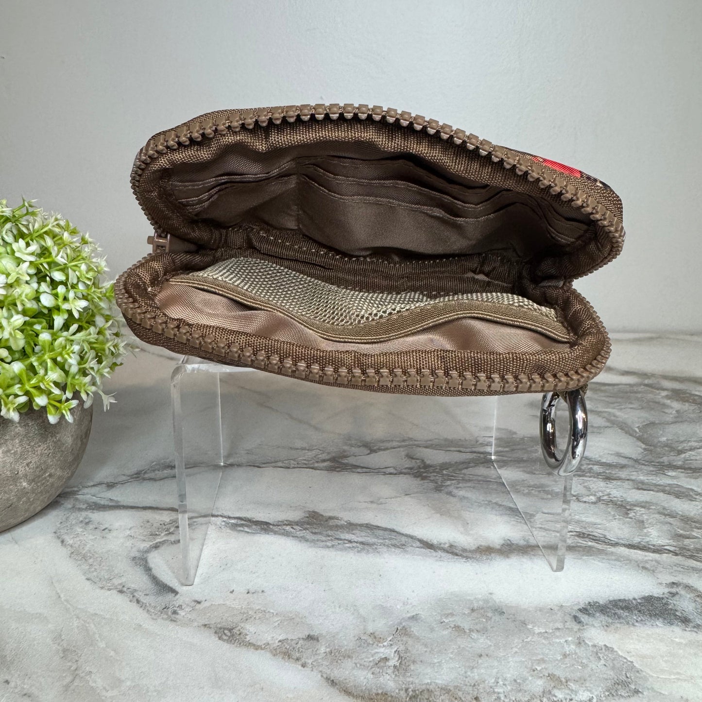 Rue - Nylon Wristlet Wallet - Animal Brown Cherry