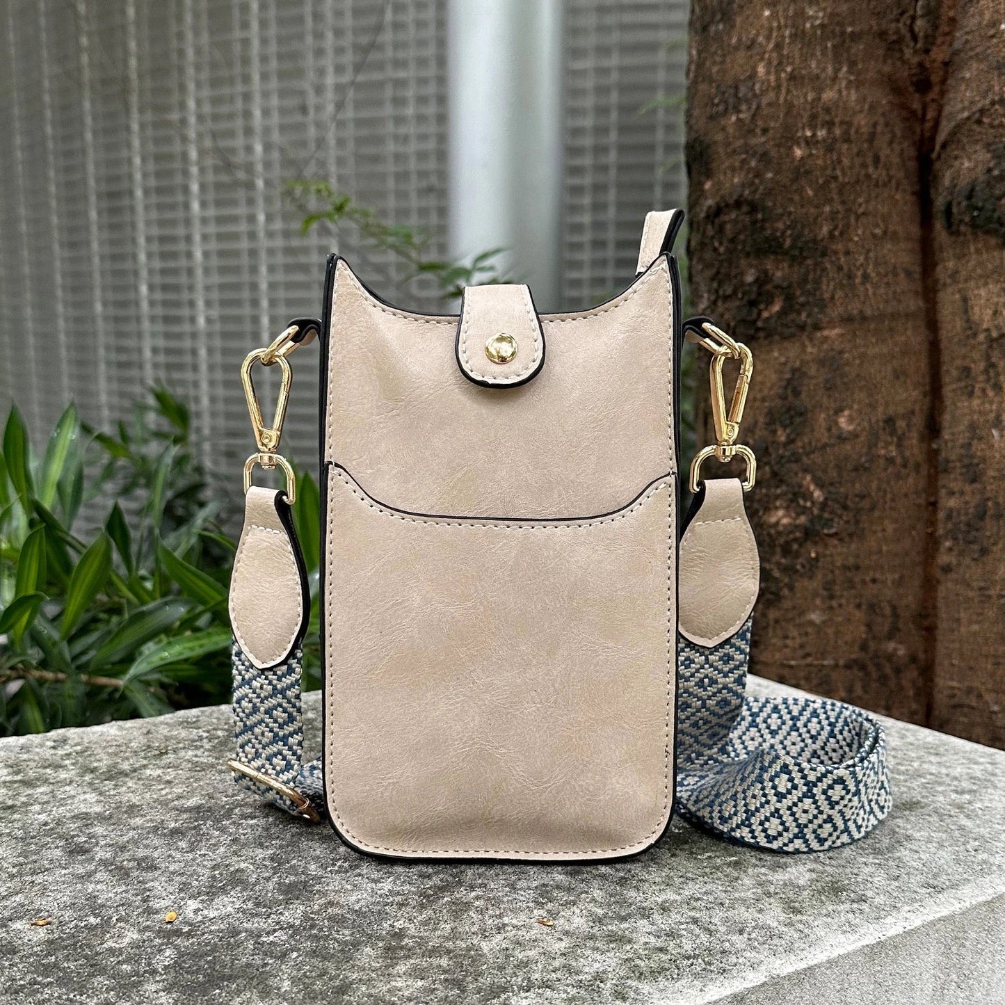 Ava - Slim Crossbody & Phone Bag MNC