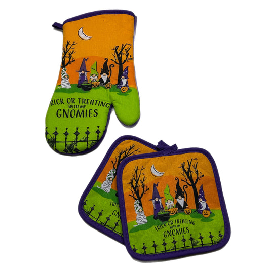 Halloween Gnomes 3 pc Oven Mitt Set MNC