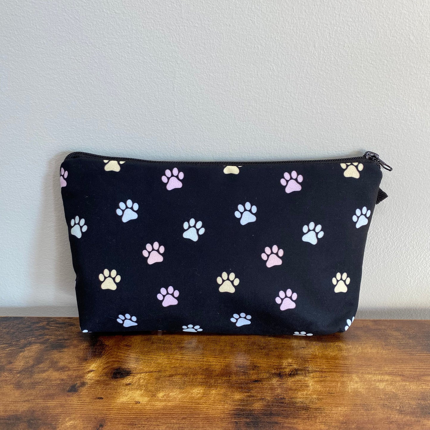 Pouch - Dog, Pastel Paw Prints MNC