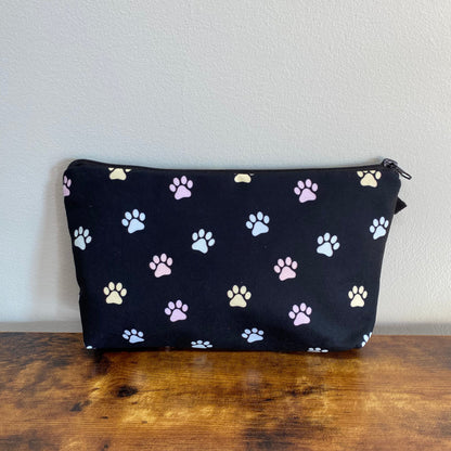 Pouch - Dog, Pastel Paw Prints MNC