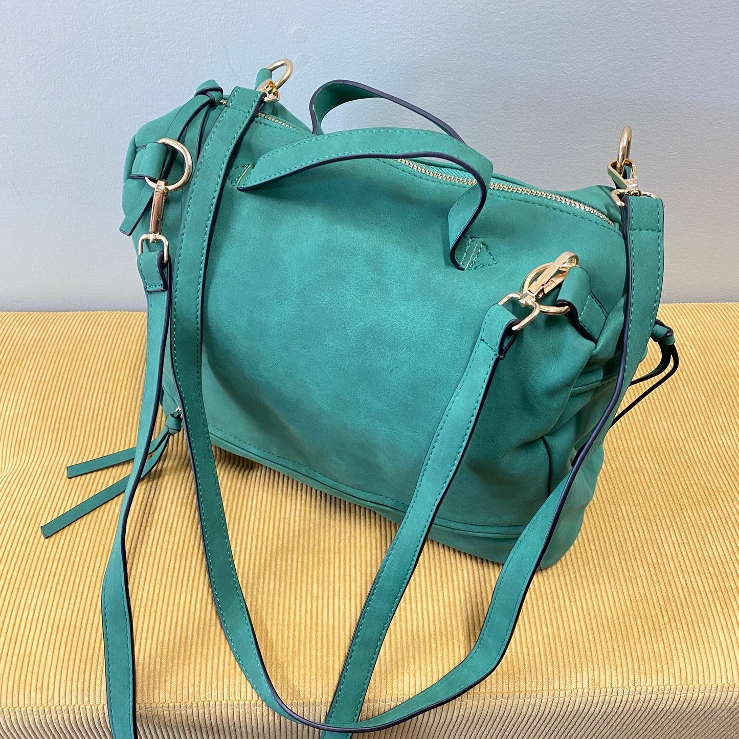 Quinn - Suede Handbag MNC